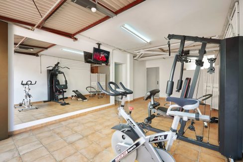 Gym_1-copy Villa Juncos